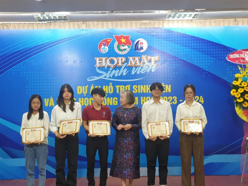 quy-hoc-bong-vu-a-dinh.jpg