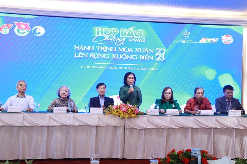 quy-hoc-bong-vu-a-dinh2.JPG
