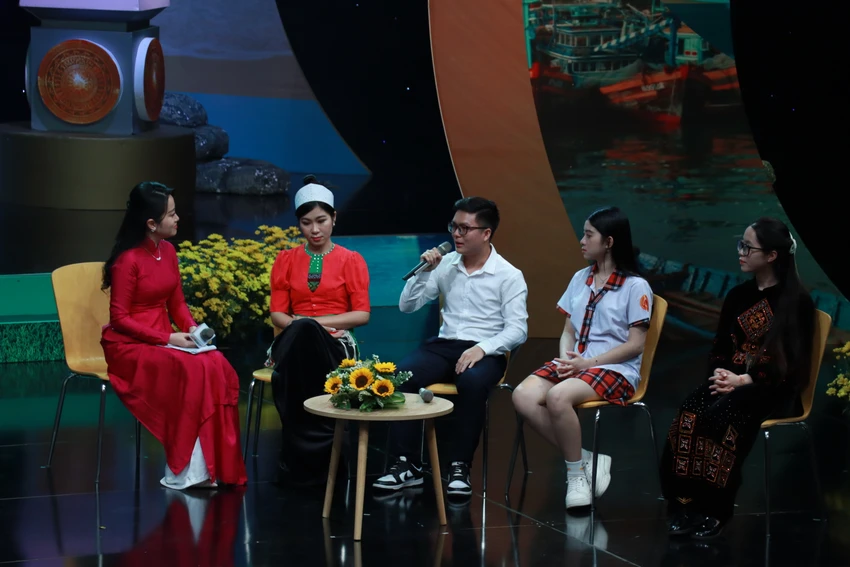 -hanh-trinh-mua-xuan-len-rung-xuong-bien.JPG
