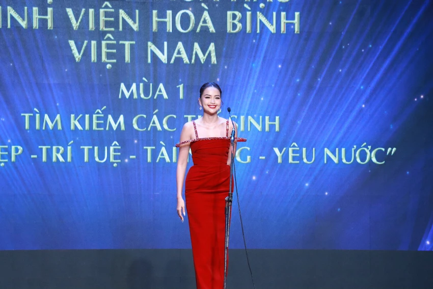 hoa-hau-den-hung-giang-my1.JPG