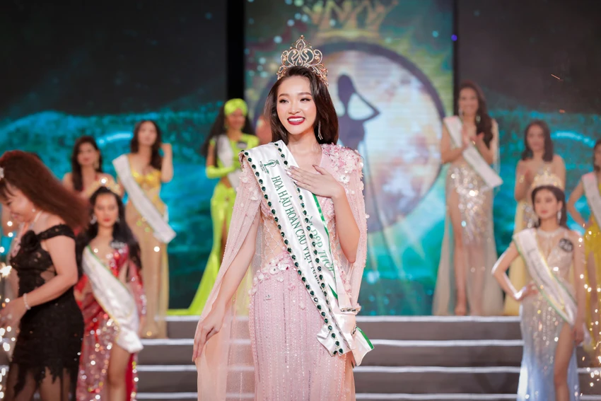 Hoa hậu Hoàn cầu Việt Nam
