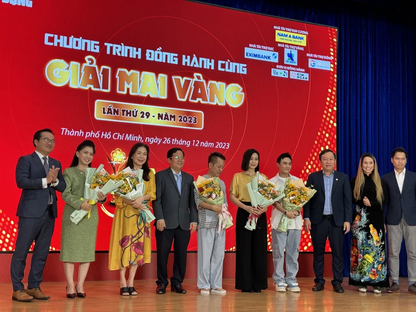 Giải Mai Vàng