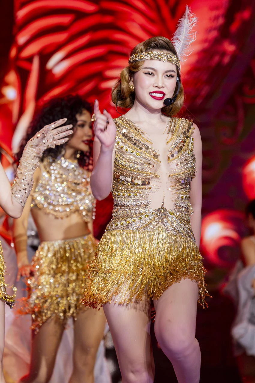 giang-hong-ngoc-8813.jpg