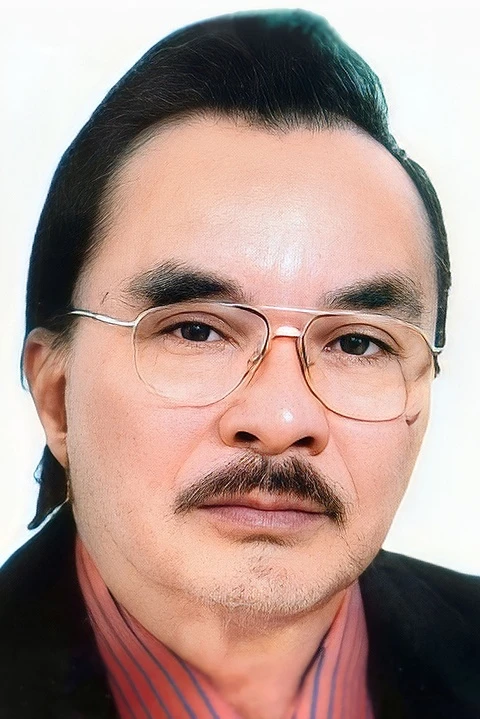 nghe_si_hong_duc_1_6588_168250_6054_8697_1682512638.jpg