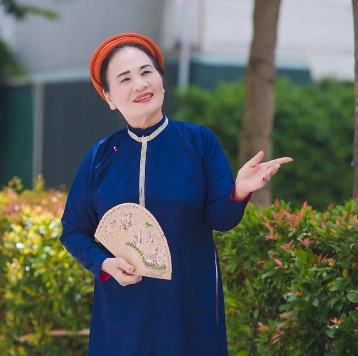 Hồng Oanh