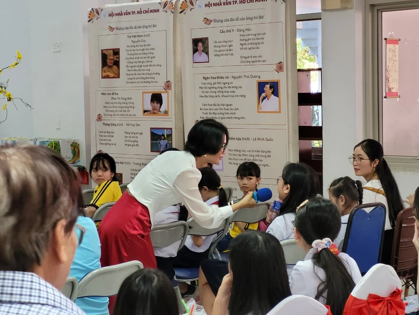 ngay-tho-viet-nam2..jpg