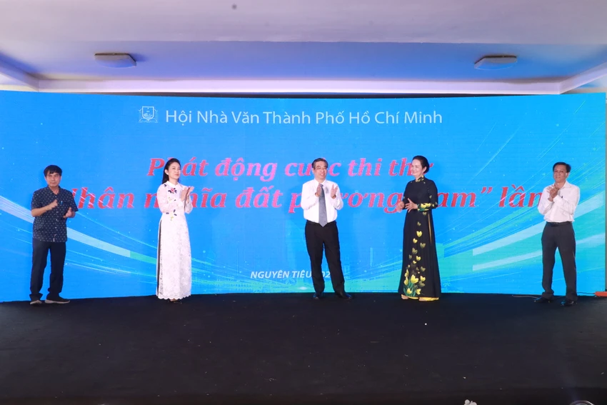 ngay-tho-viet-nam3.JPG