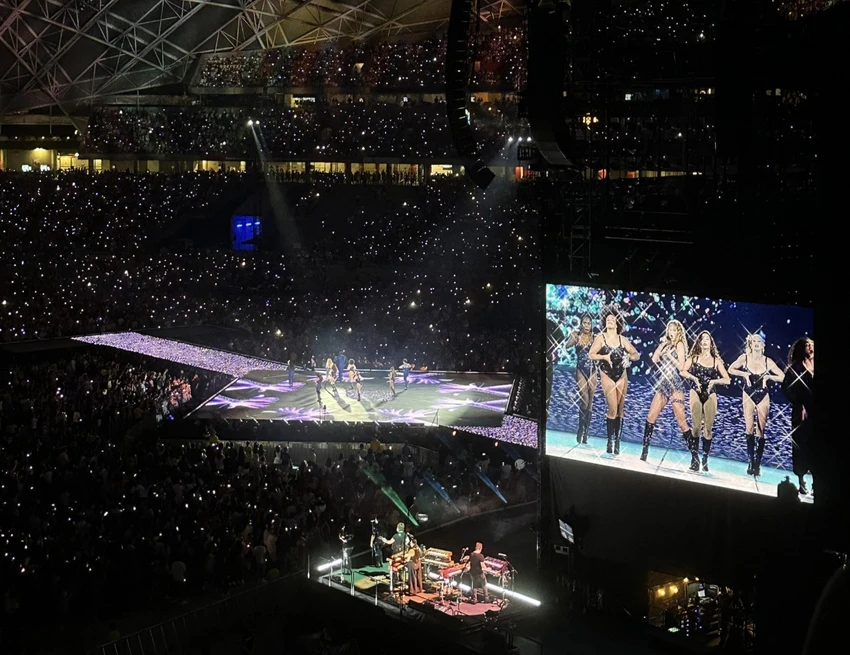 Taylor-Swift10.jpg