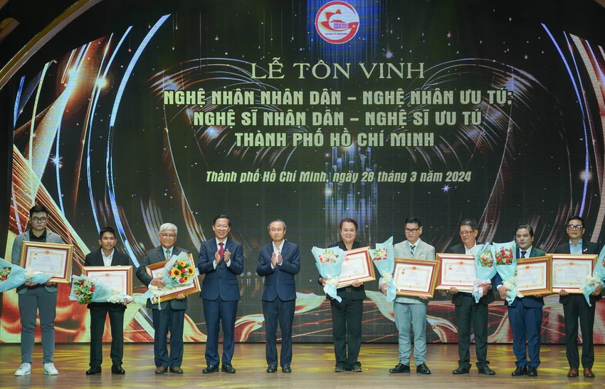 phan-van-mai2.jpg
