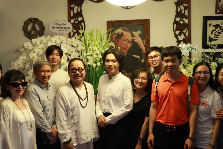 trinh-cong-son.JPG