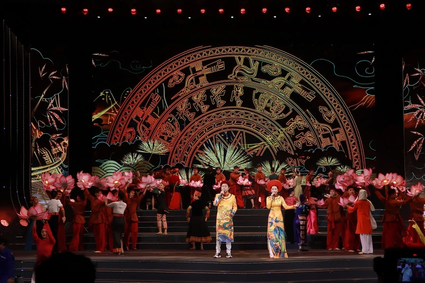 chuong-trinh-nghe-thuat1.JPG