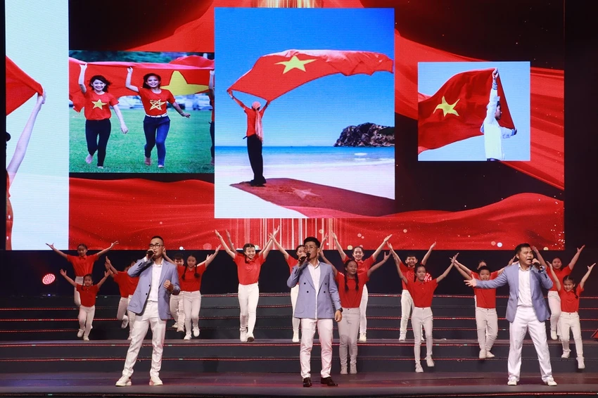 chuong-trinh-nghe-thuat14.JPG