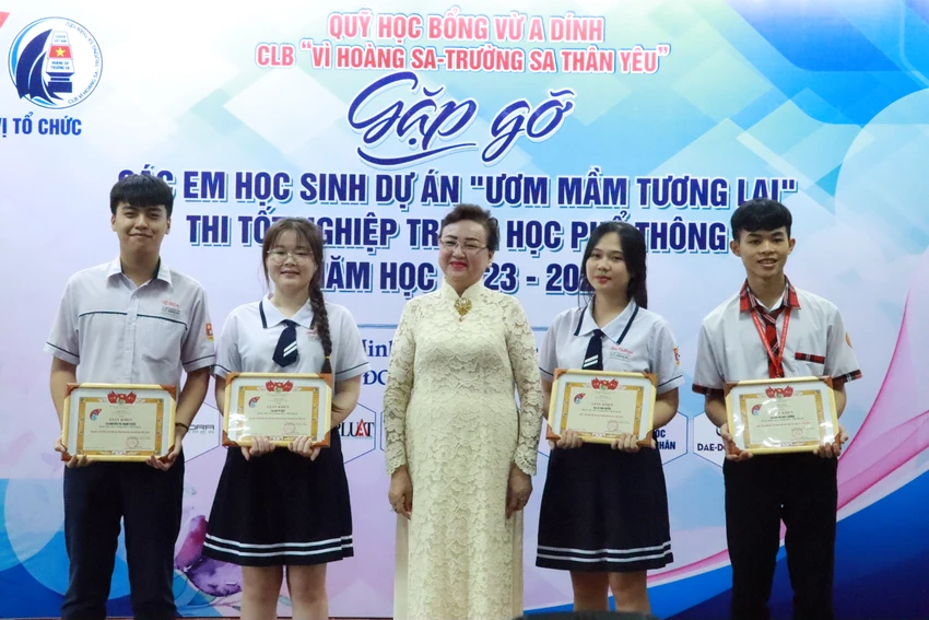 quy-hoc-bong-vu-a-dinh1.JPG