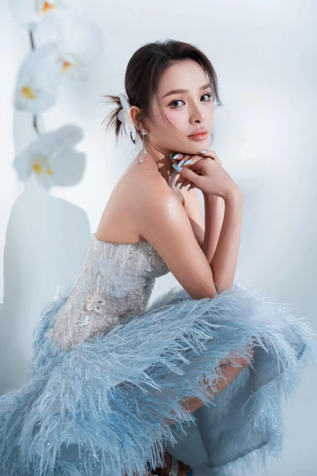 Phương Trinh Jolie