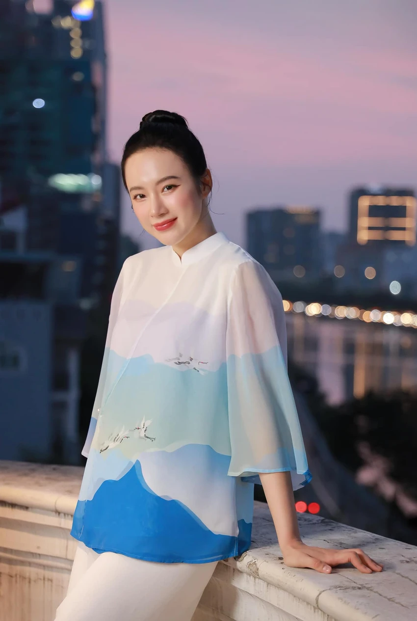 angela-phuong-trinh4.jpg