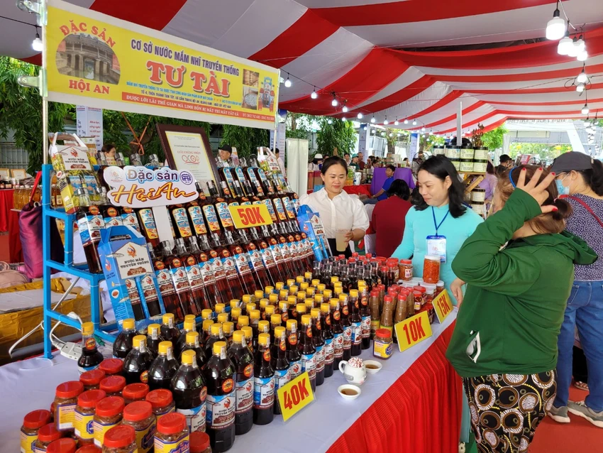 le-hoi-dong-huong-quang-nam-tai-tphcm5.jpg