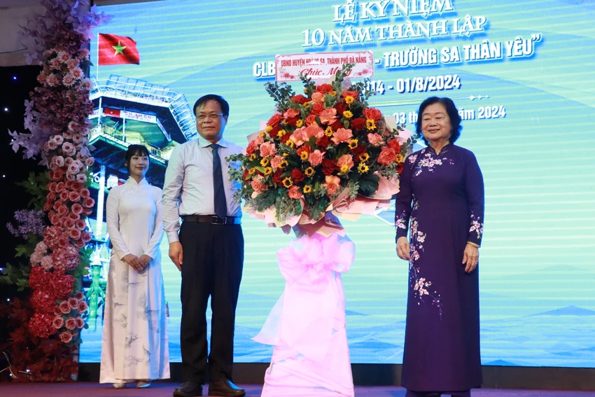vi-hoang-sa-truong-sa-than-yeu13.JPG