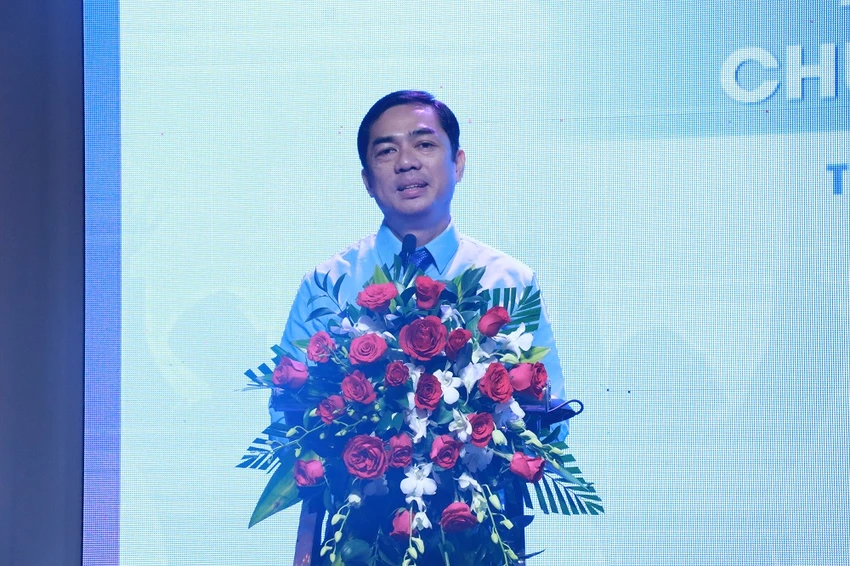 tiep-suc-den-truong-quang-nam-da-nang.JPG