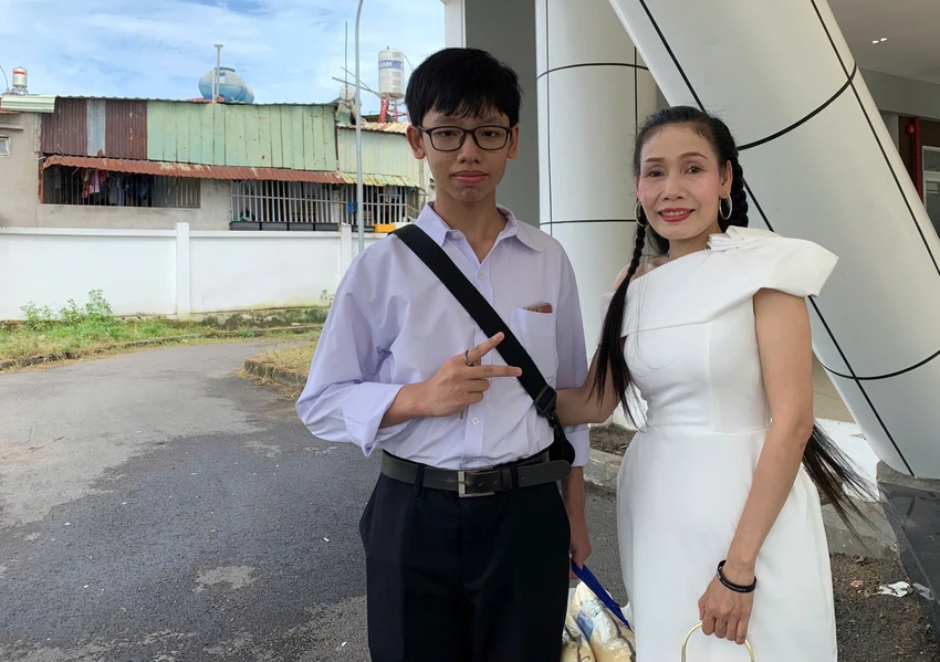 diem-ho-tro-dich-vu-cuoi-cho-thanh-nien-cong-nhan1.jpg