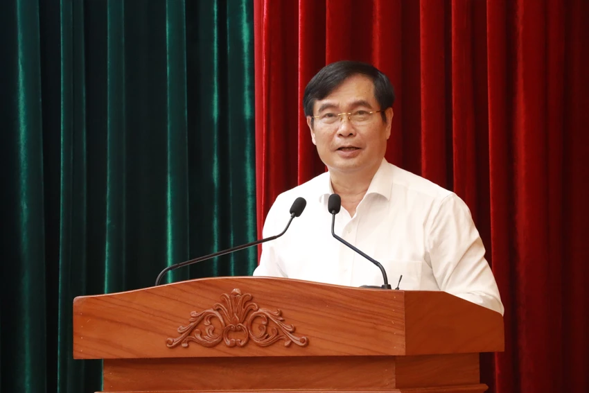 phan-xuan-thuy.JPG