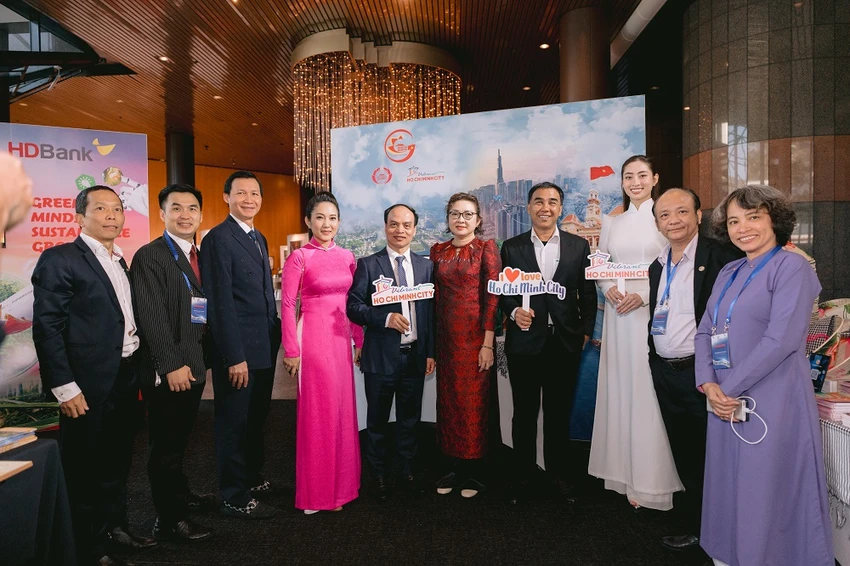 xuc-tien-du-lich-dien-anh-viet-nam-tai-hoa-ky4.jpeg