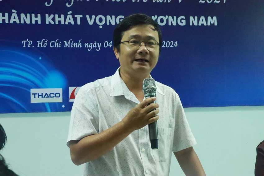 hoi-nghi-nhung-nguoi-viet-van-tre-tp.hcm2.JPG