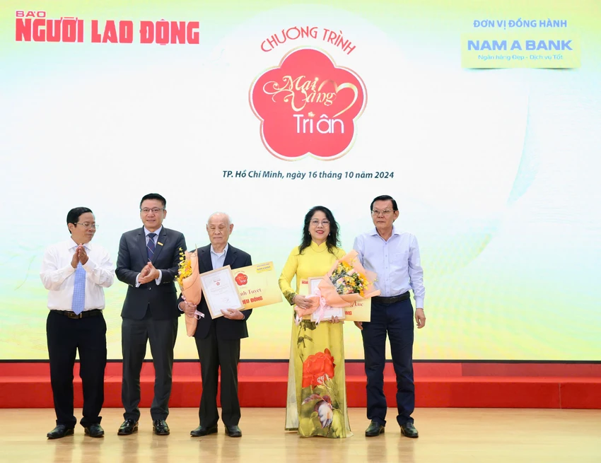 Mai vàng tri ân
