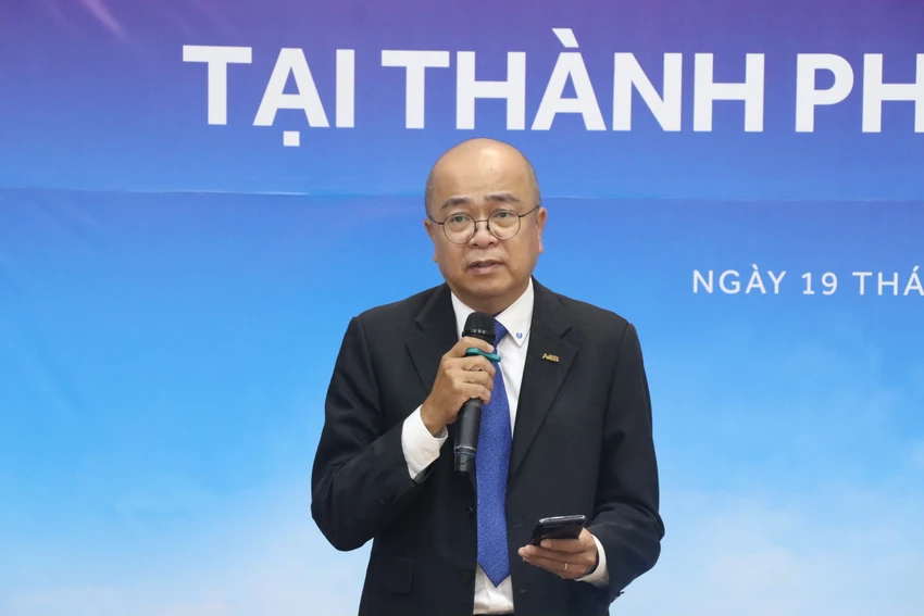 ngan-hang-a-chau1.JPG
