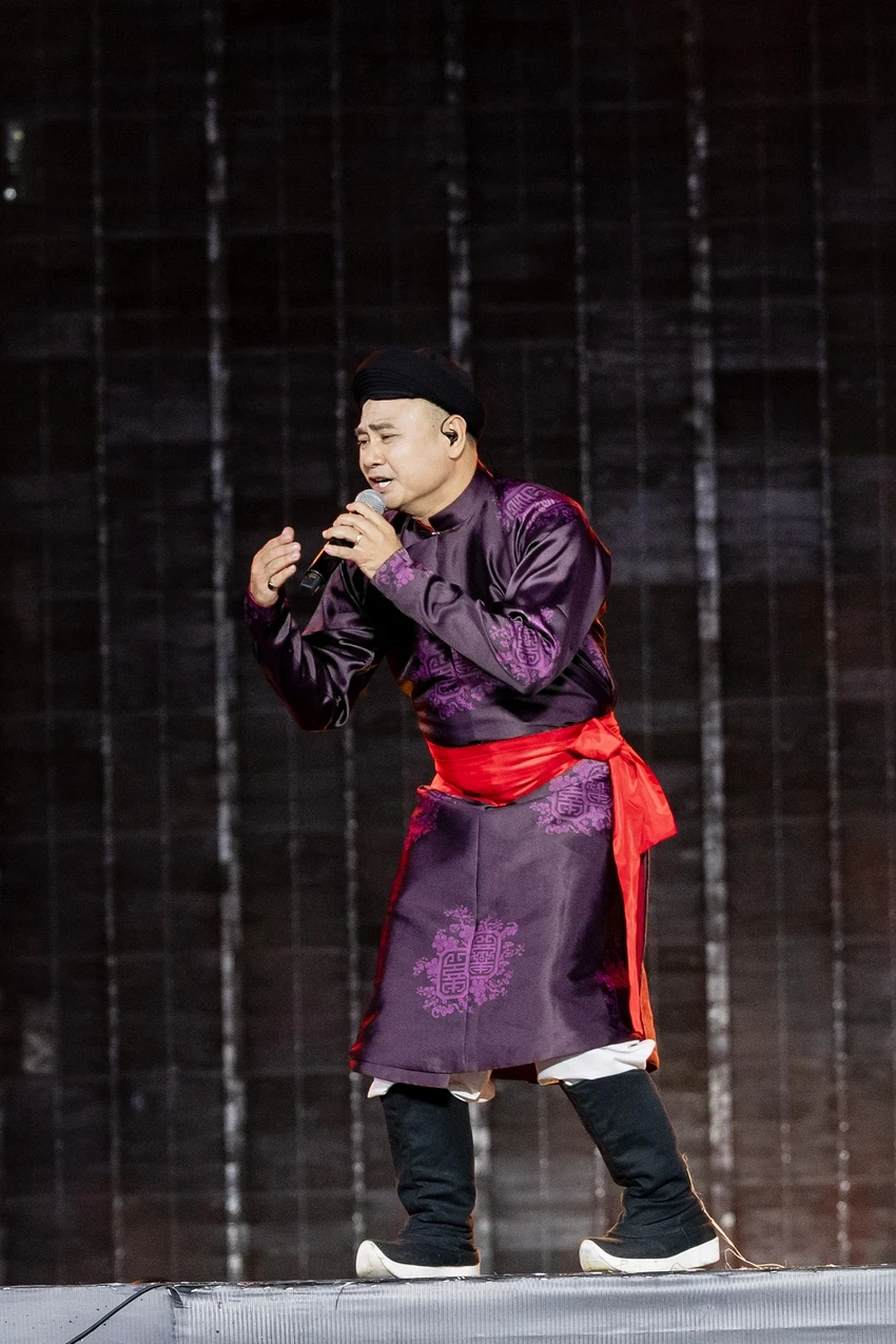 anh-trai-vuot-ngan-chong-gai2.jpg