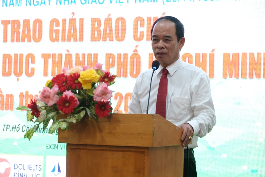 giai-bao-chi-viet-ve-giao-duc1.JPG