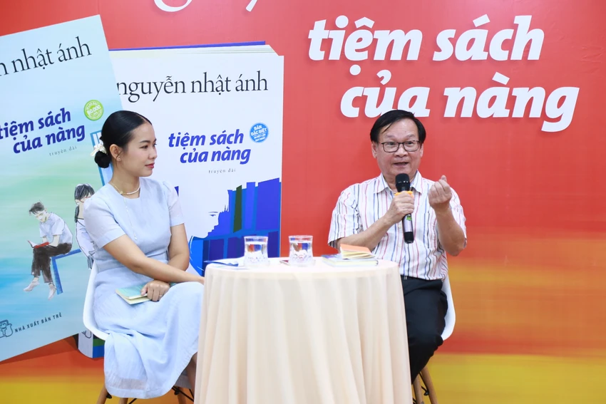 tiem-sach-cua-nang1.JPG