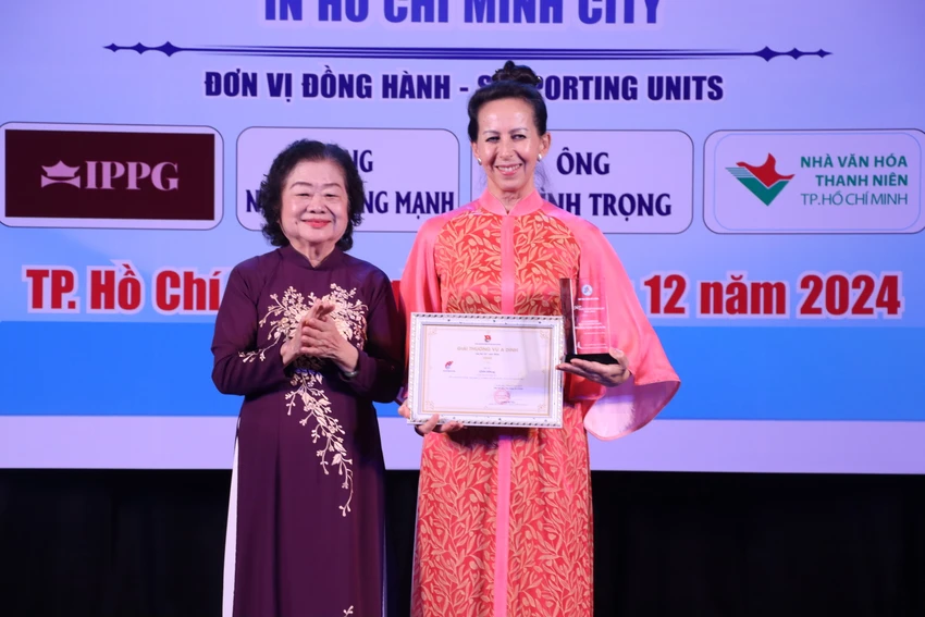 quy-hoc-bong-vu-a-dinh.JPG