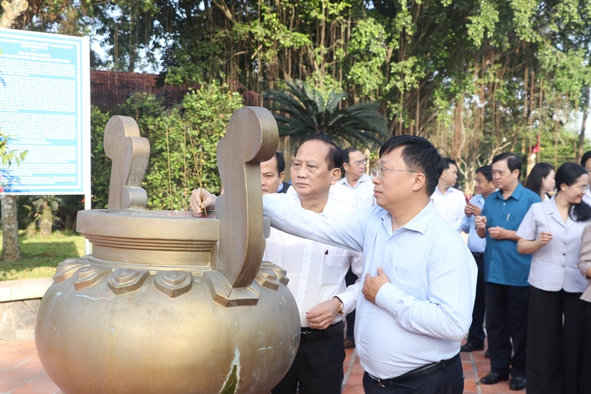 khong-gian-van-hoa-ho-chi-minh.JPG