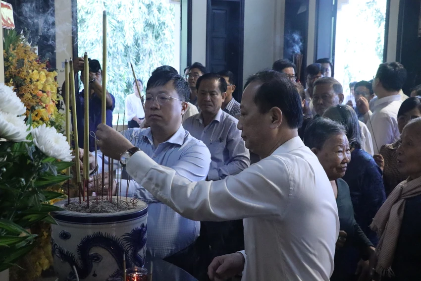 khong-gian-van-hoa-ho-chi-minh1.JPG