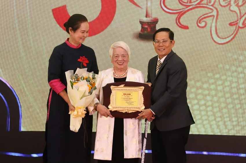 giai-mai-vang7.JPG