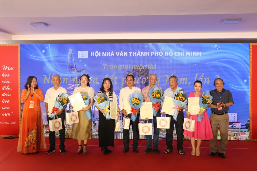 ngay-tho-viet-nam18.JPG