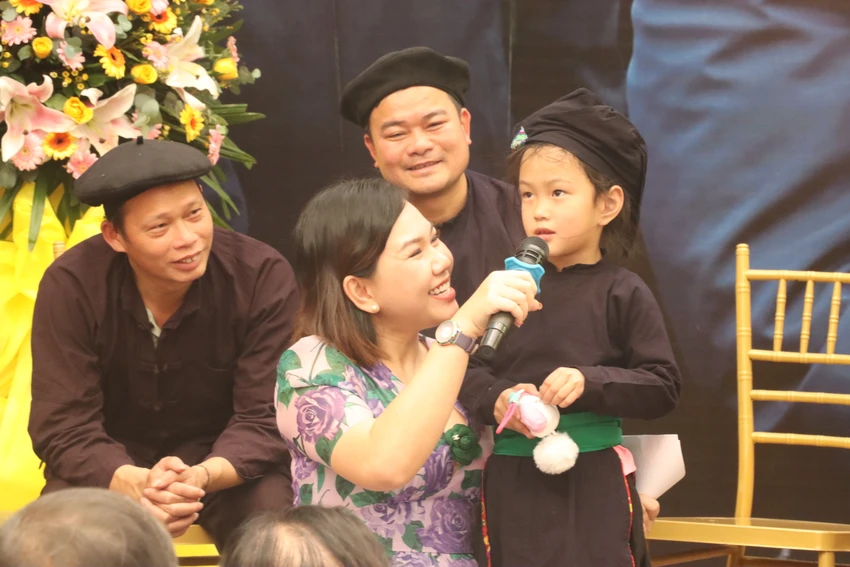 thon-lang-nu11.JPG