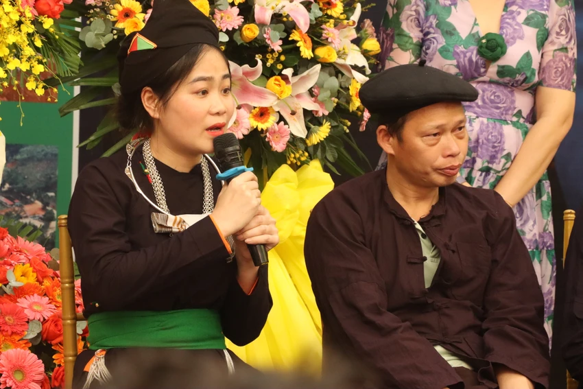 thon-lang-nu4.JPG