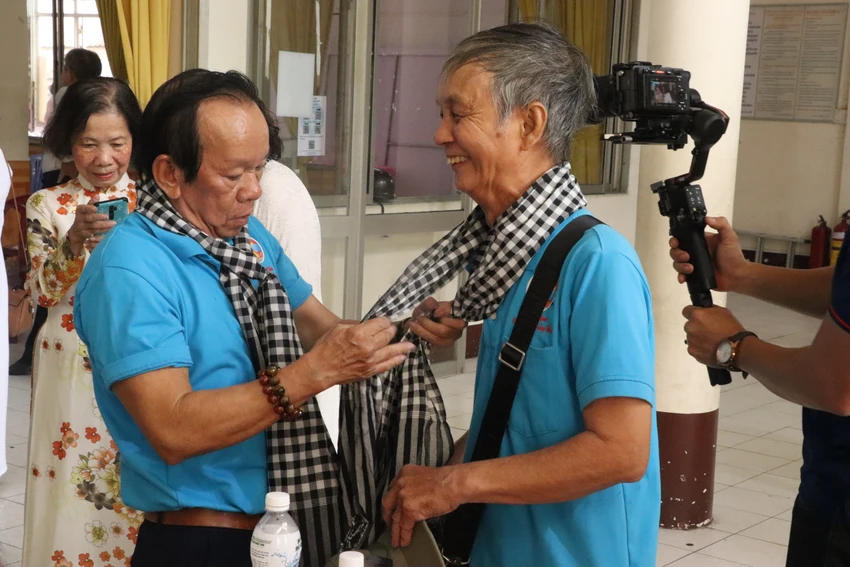 doan-cong-tac-xa-hoi-gia-dinh2.JPG