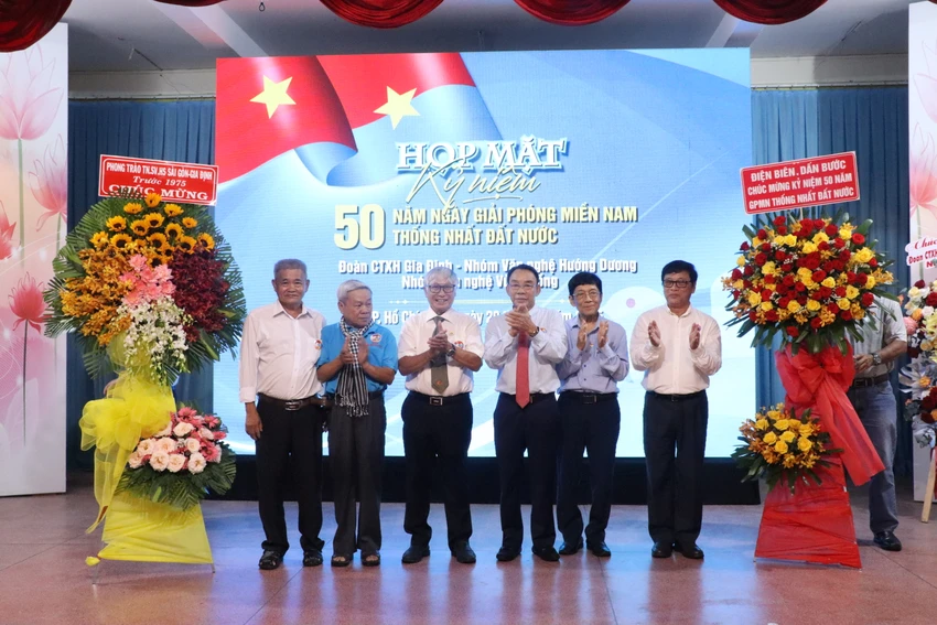 doan-cong-tac-xa-hoi-gia-dinh6.JPG