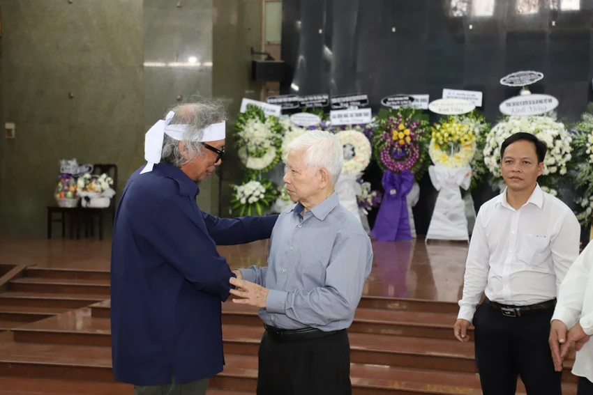 lu-nhat-vu14.jpg