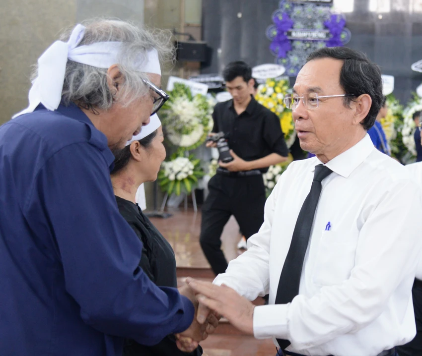lu-nhat-vu15.JPG