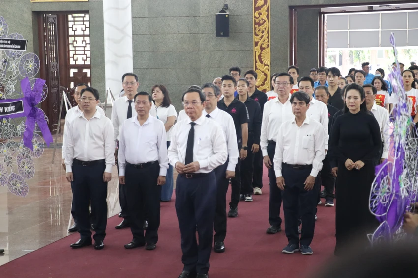 lu-nhat-vu21.JPG