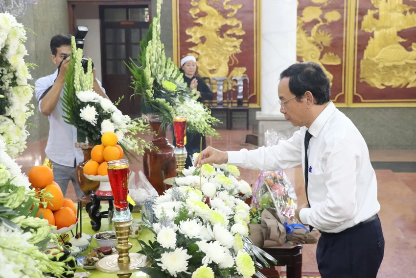 lu-nhat-vu31.JPG