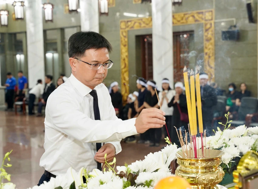 phan-luong-cam14.jpg