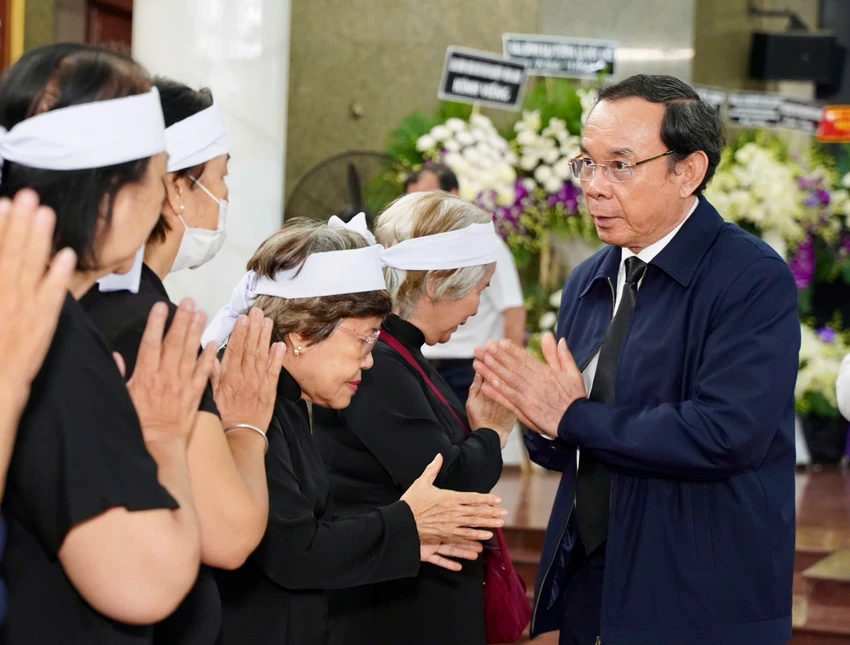 phan-luong-cam33.jpg