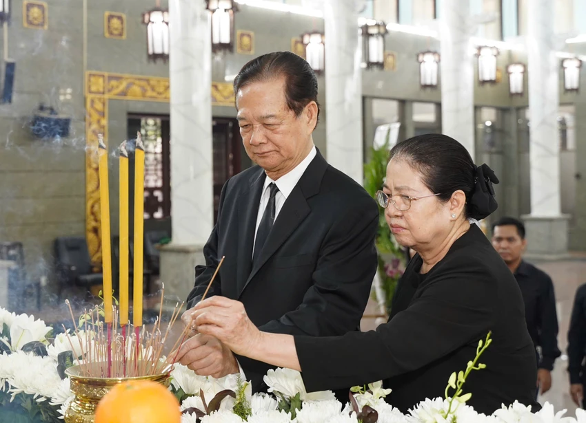 phan-luong-cam4.jpg