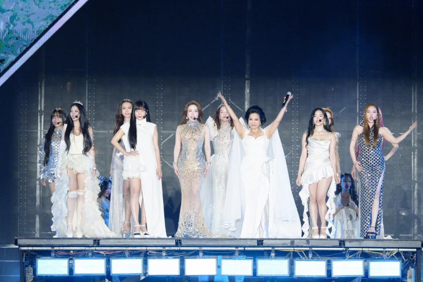 chi-dep-concert1.JPG