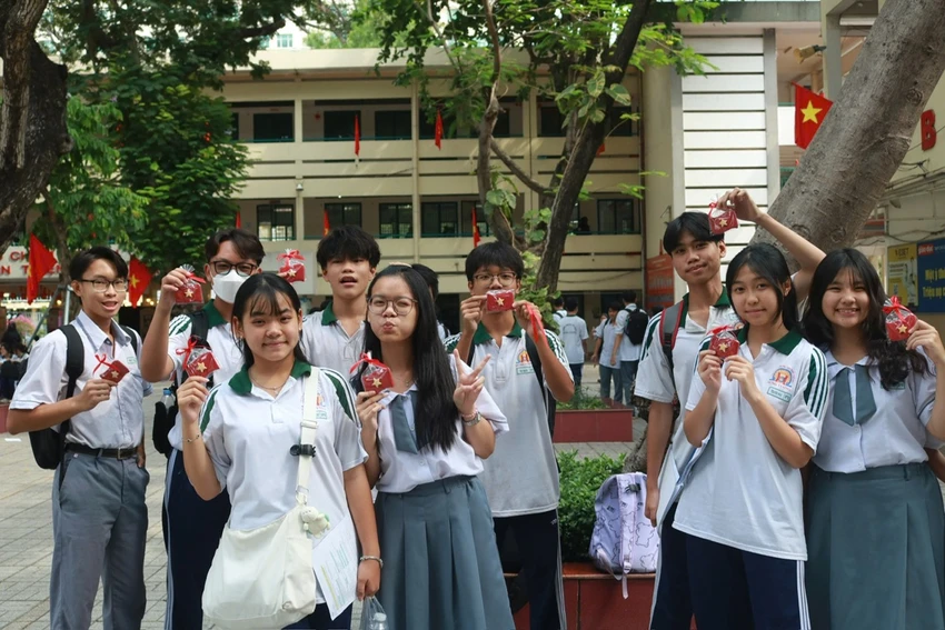 truong-thpt-hung-vuong.jpg