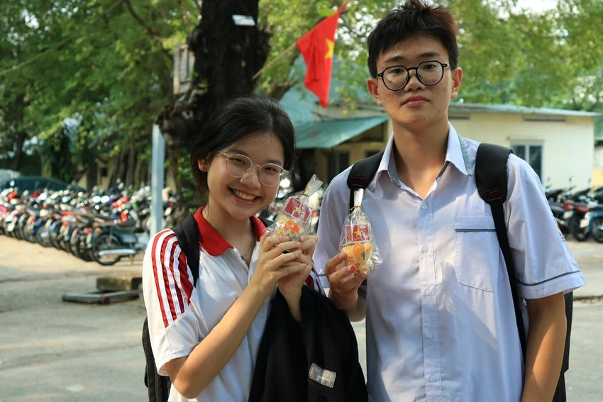 truong-thpt-hung-vuong1.jpg